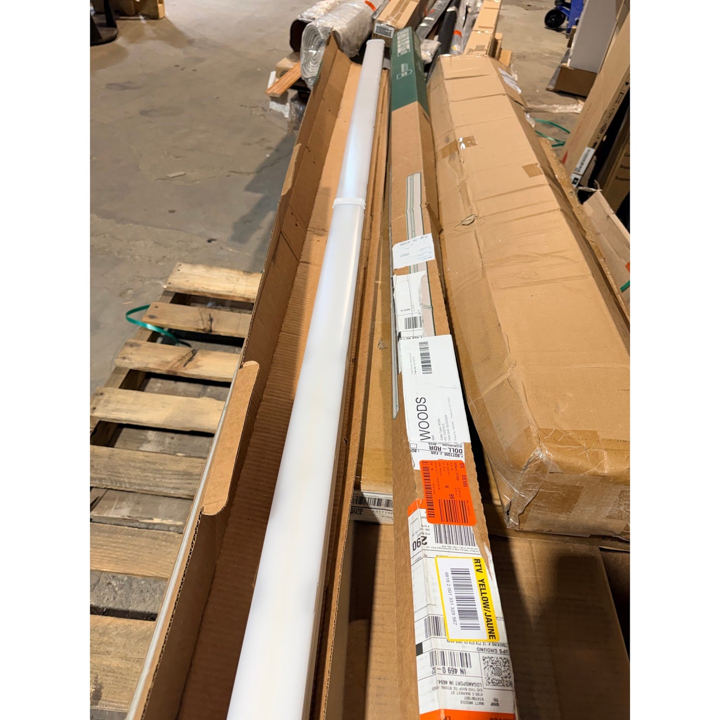 Lithonia Lighting 8 ft LED Strip Light 96 in Adjustable Lumen Shop Light New