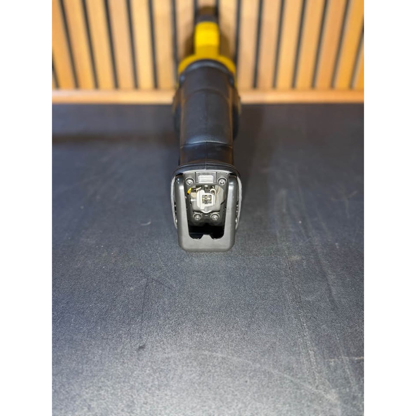 DEWALT FLEXVOLT 60V MAX Brushless Reciprocating Saw Tool Only Used Like New