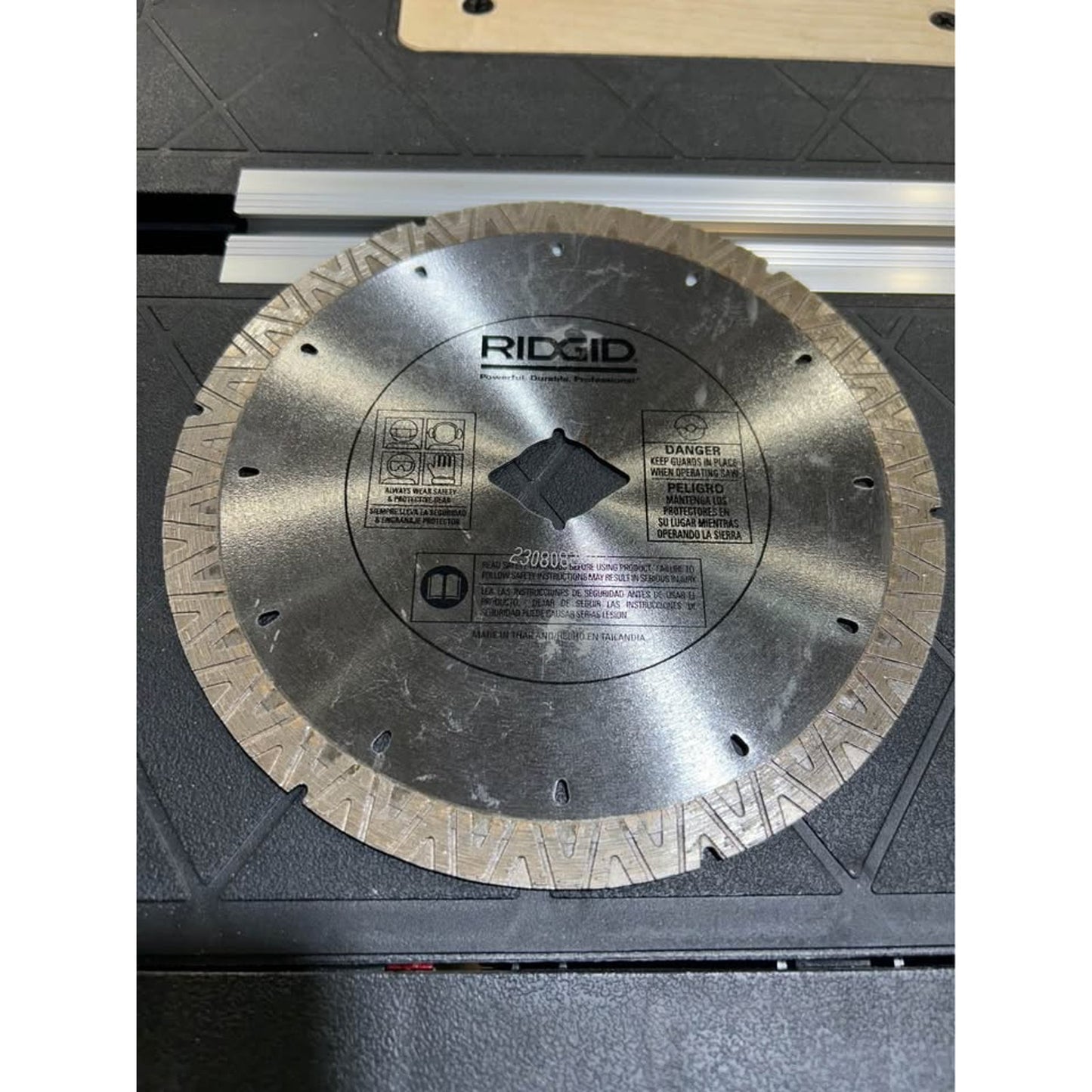 RIDGID TURBO-V 7 In. Turbo Rim Diamond Blade for Masonry High Efficiency Cutting