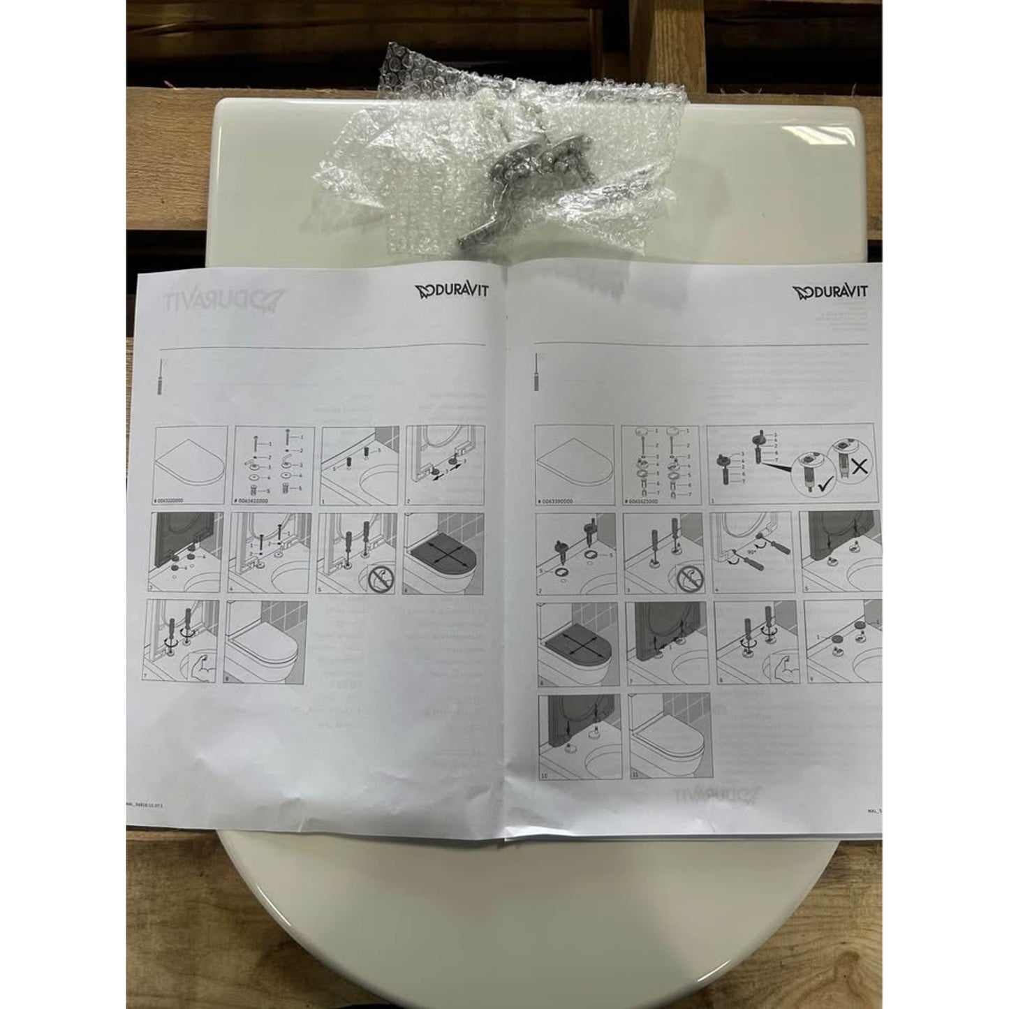 Duravit Elongated Toilet Seat in White