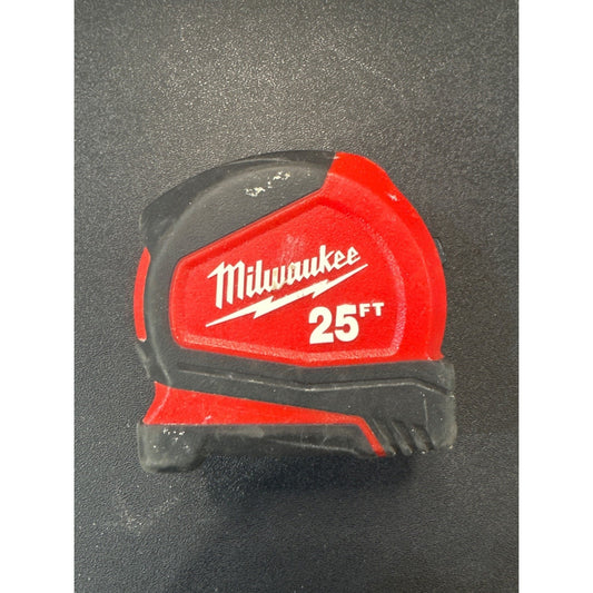 Milwaukee 25 Ft SAE Compact Tape Measure Fractional Scale