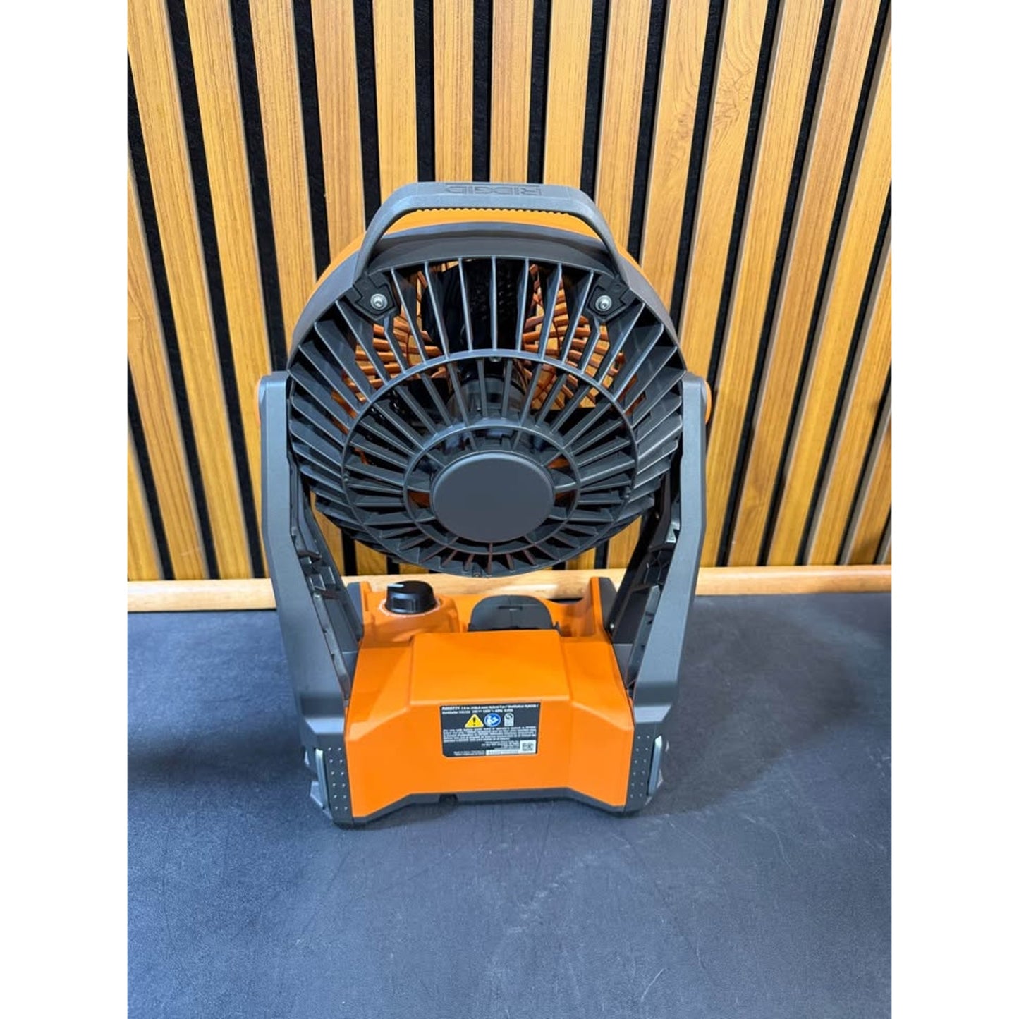 RIDGID 18V Cordless Hybrid Jobsite Fan Tool Only Used Like New