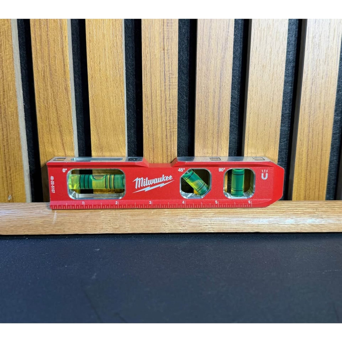 Milwaukee 7 in Billet Torpedo Level Used Like New