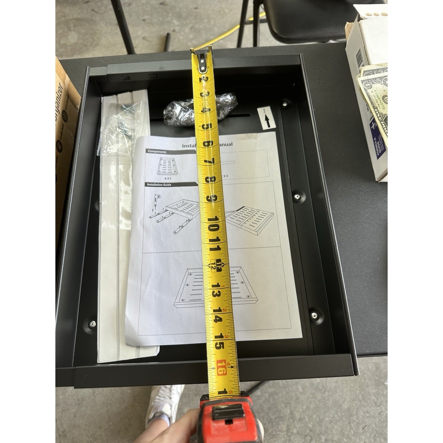 1 Pull out expandable cabinet organizer