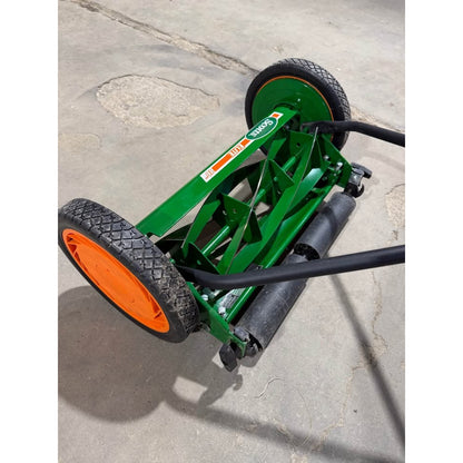 Scotts 16” Manual Reel Push Lawn Mower (415-16S) – Used Like New
