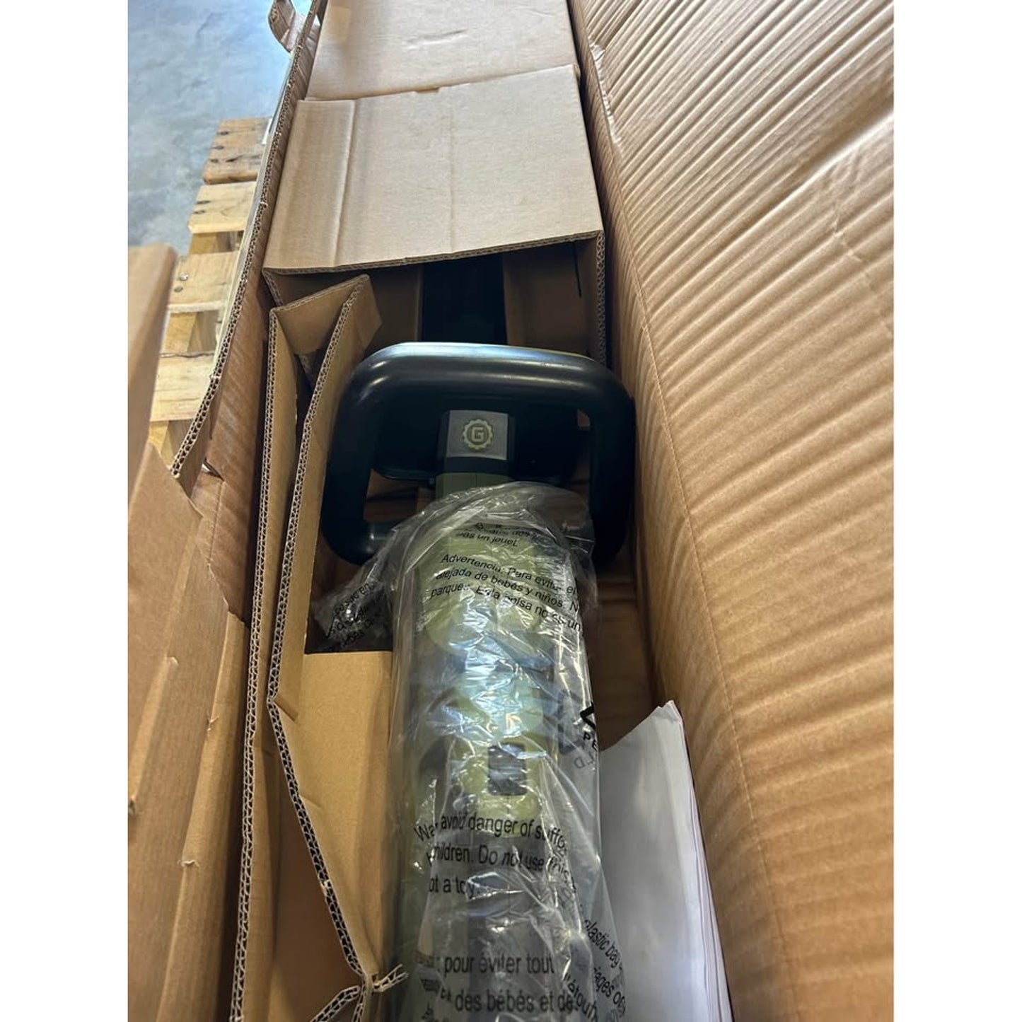 Green Machine 62V 25 in Cordless Hedge Trimmer Tool Only New