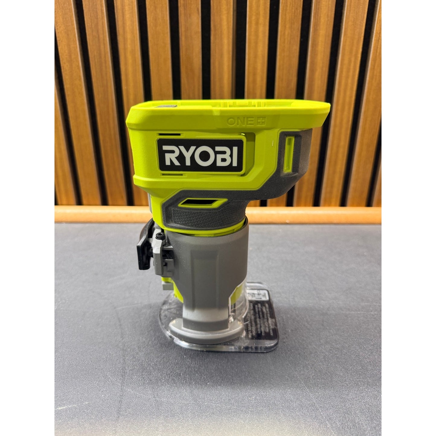 RYOBI 18V Compact Fixed Base Router Used Excellent