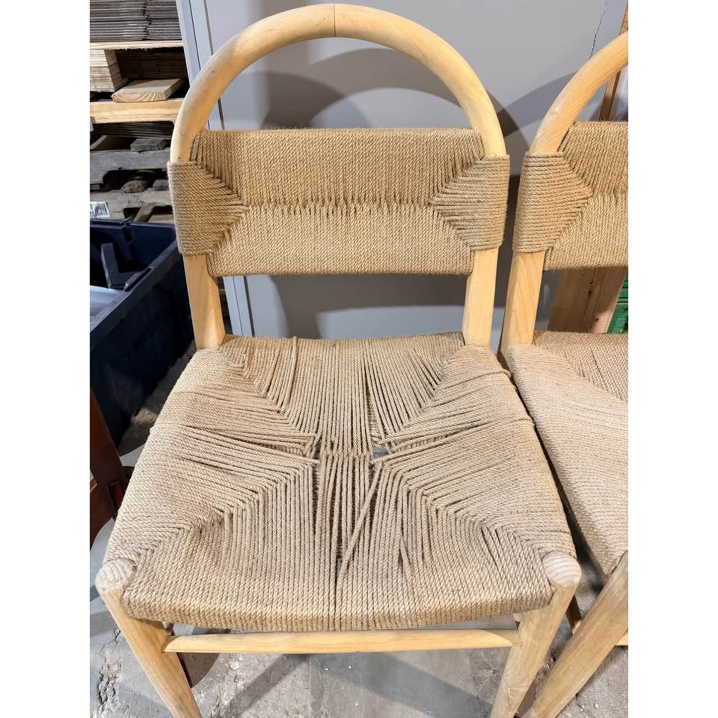Safavieh dining chair
