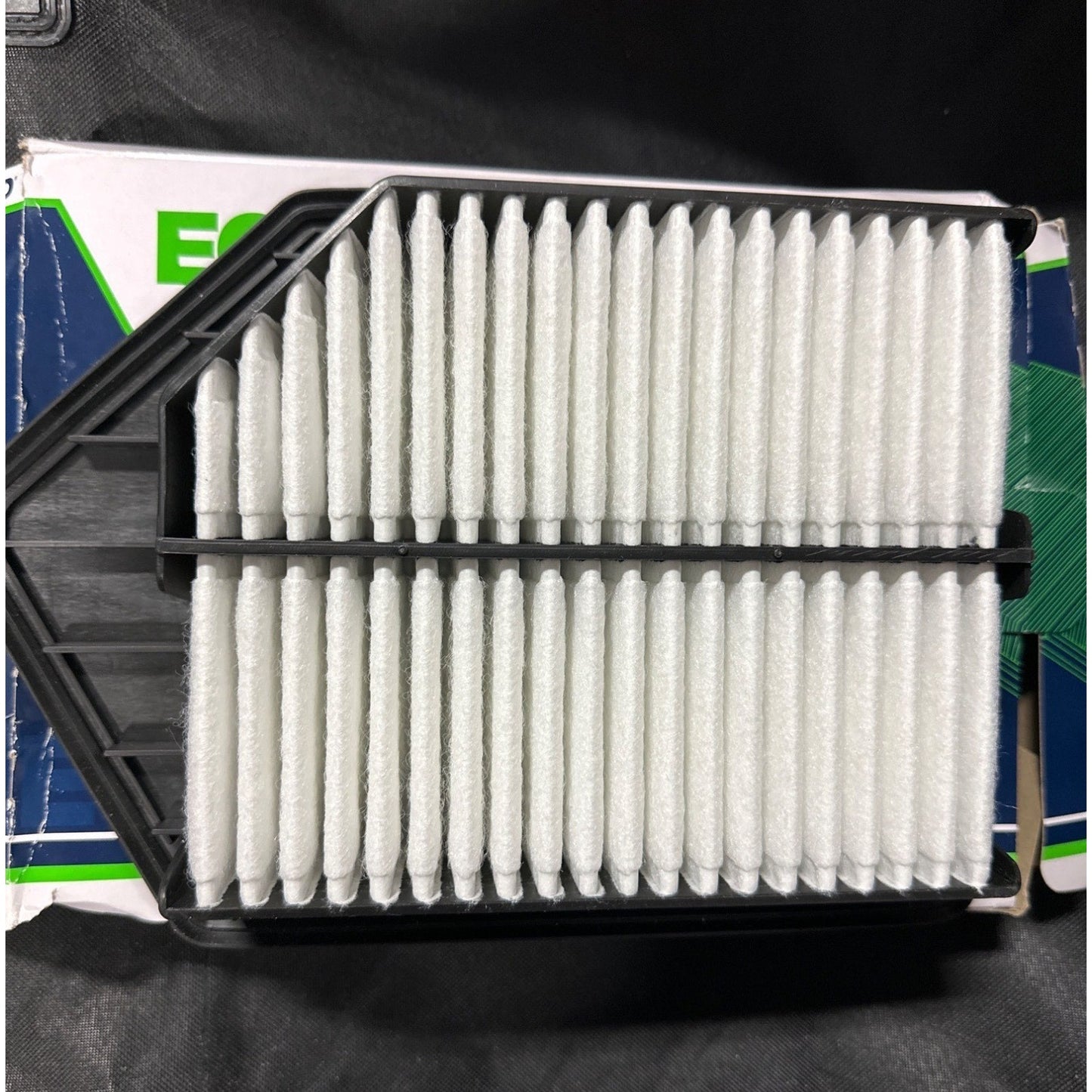 Ecogard XA6119 Engine Air Filter For 2010-2011 Honda CR-V High-Efficiency