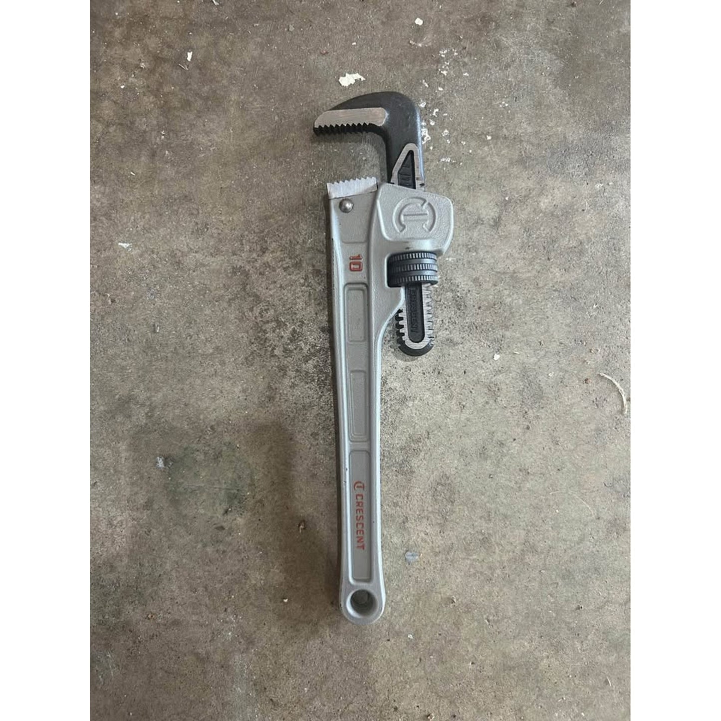 Crescent Pipe Wrench 10”