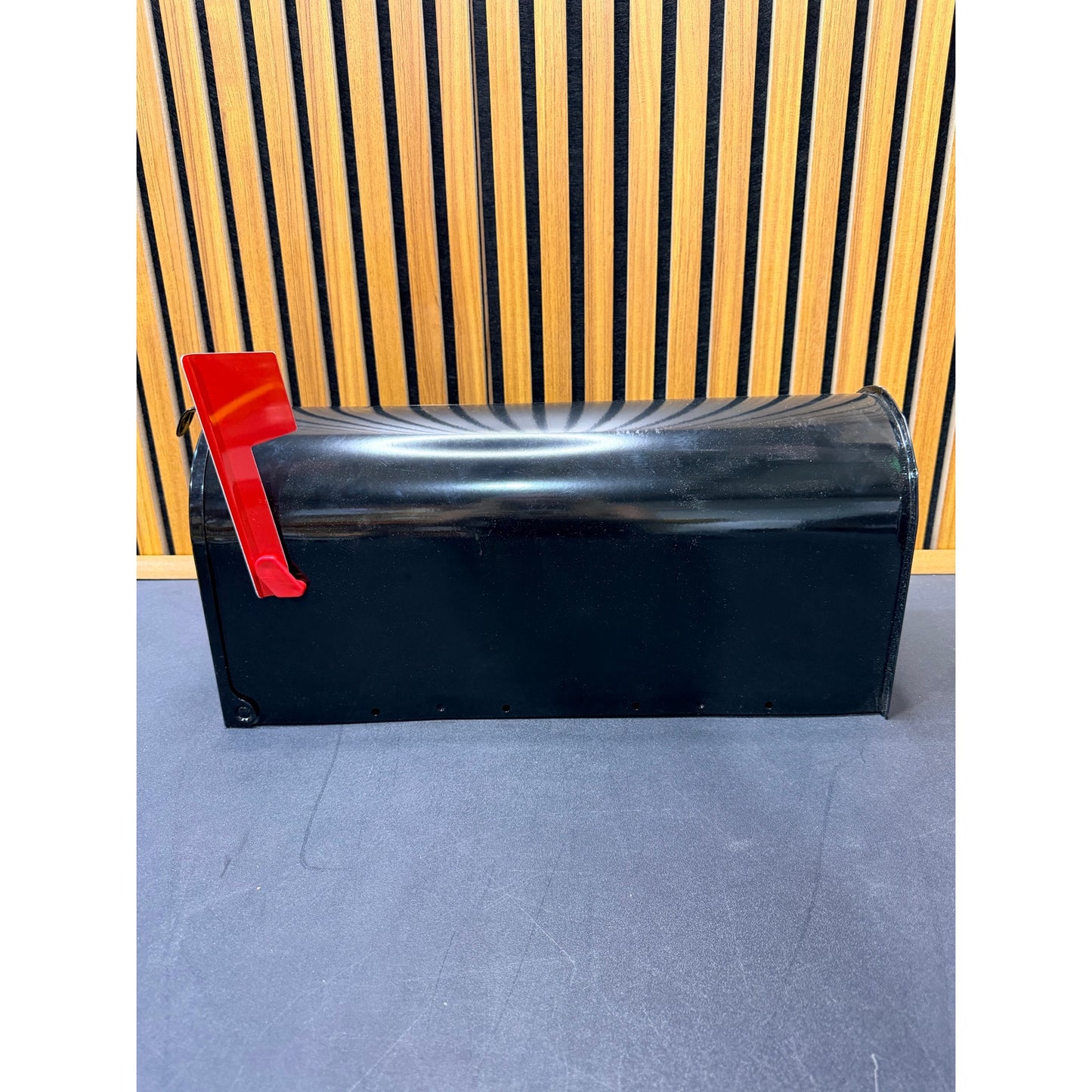 Architectural Mailboxes Elite Black Medium Mailbox Open Box