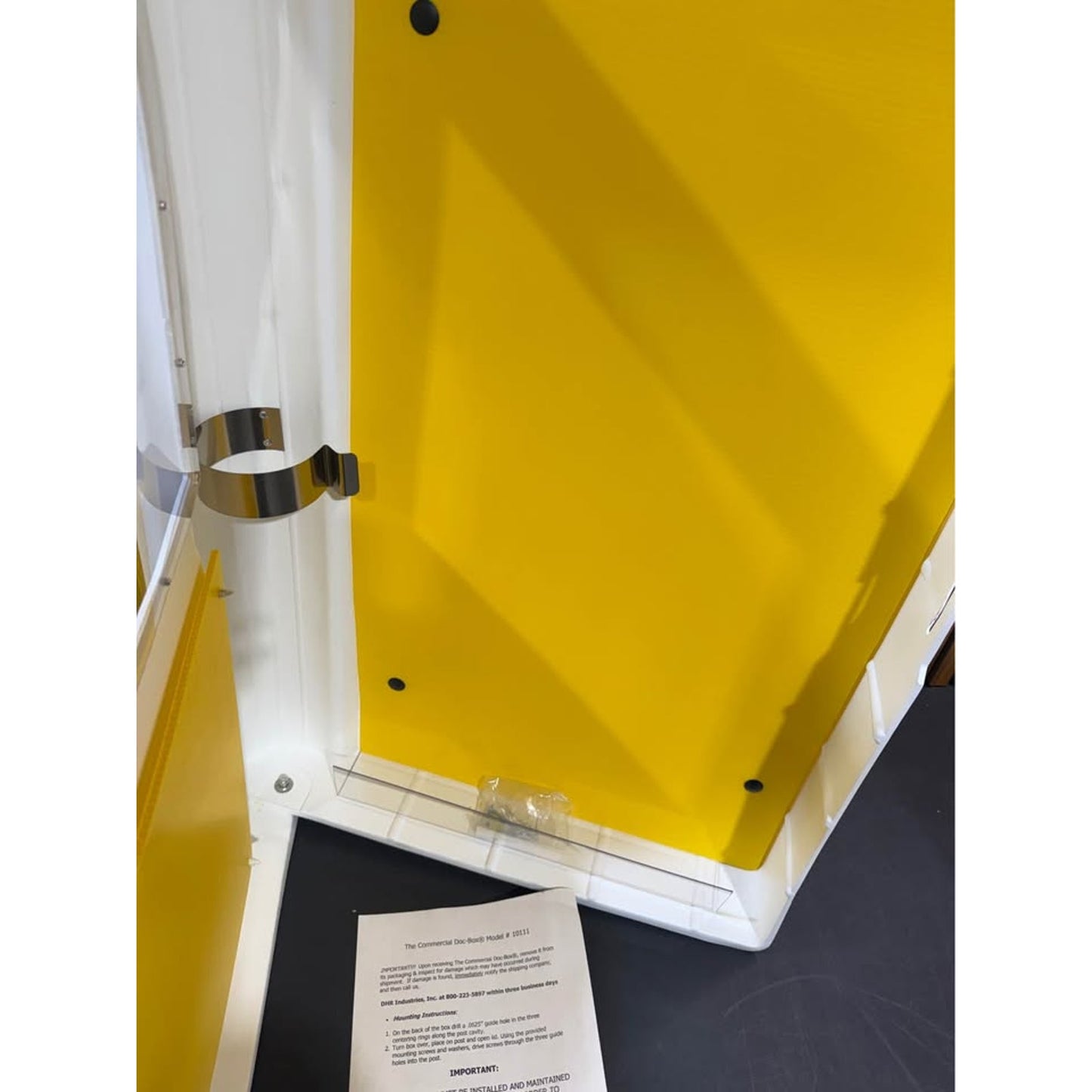 DOC-BOX 25 in. x 36 in. x 6.5 in. Outdoor/Indoor Commercial Posting Permit Box Unit