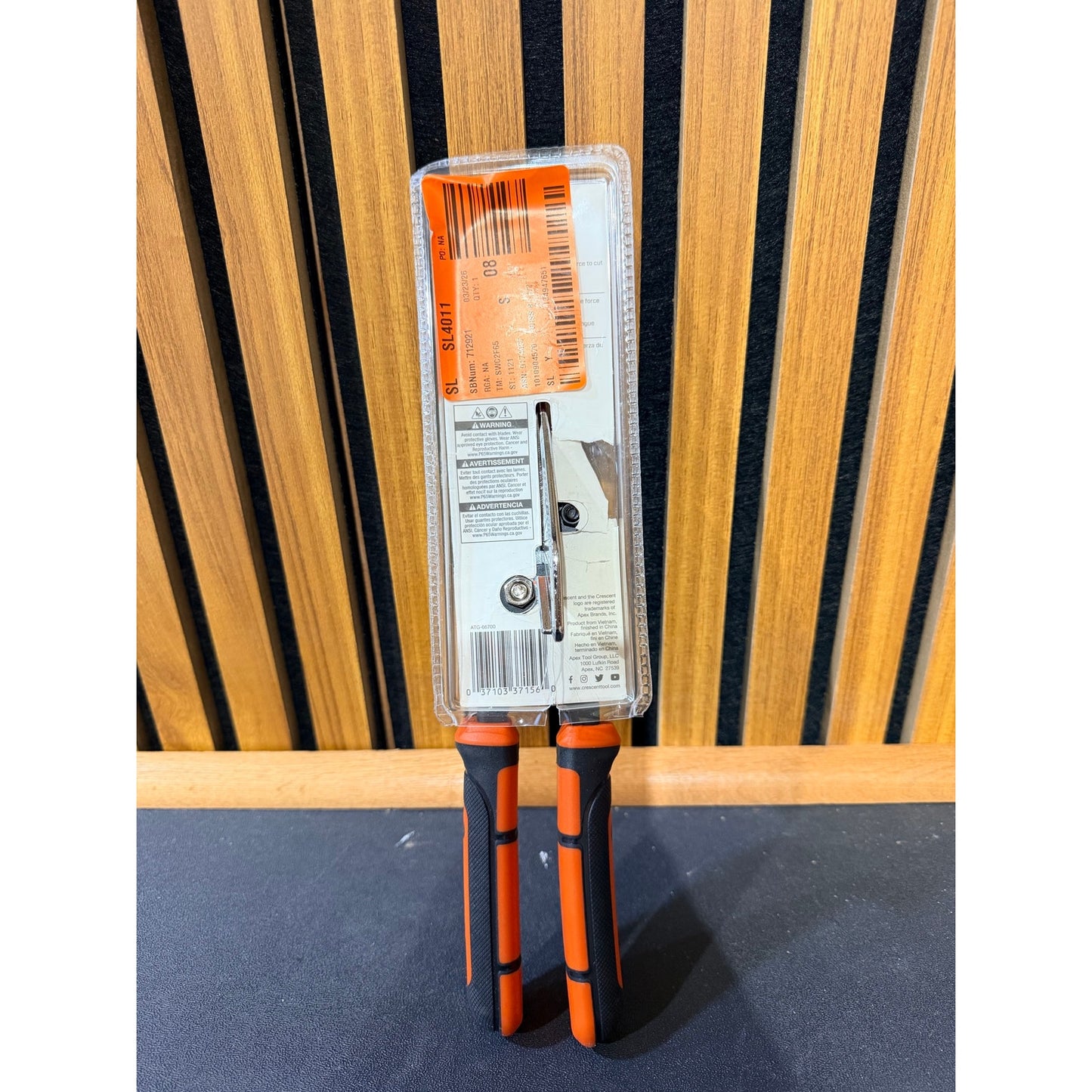 Crescent 9 in Molding Miter Snip Open Box New CTM45RS
