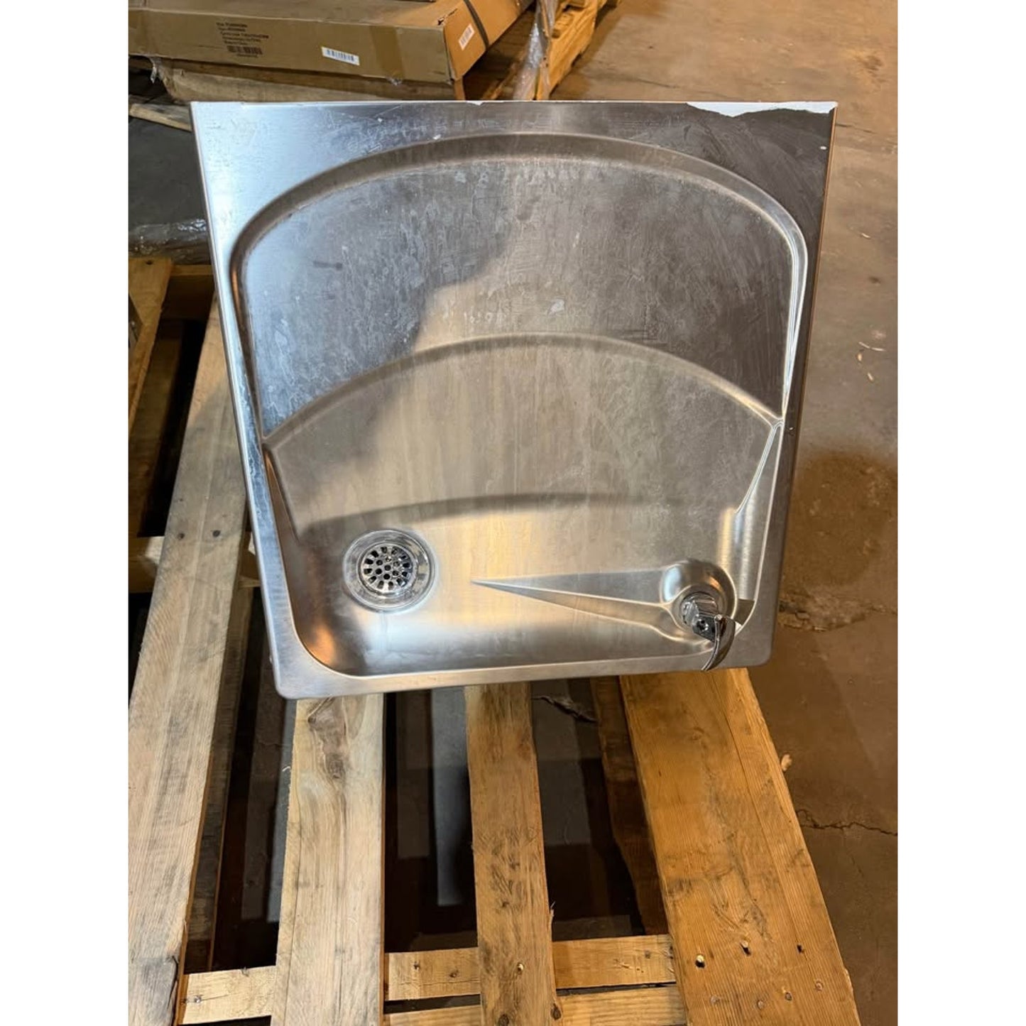 Halsey Taylor HAC8BLPV-NF Bi-Level Refrigerated Drinking Fountain (ADA) – Used