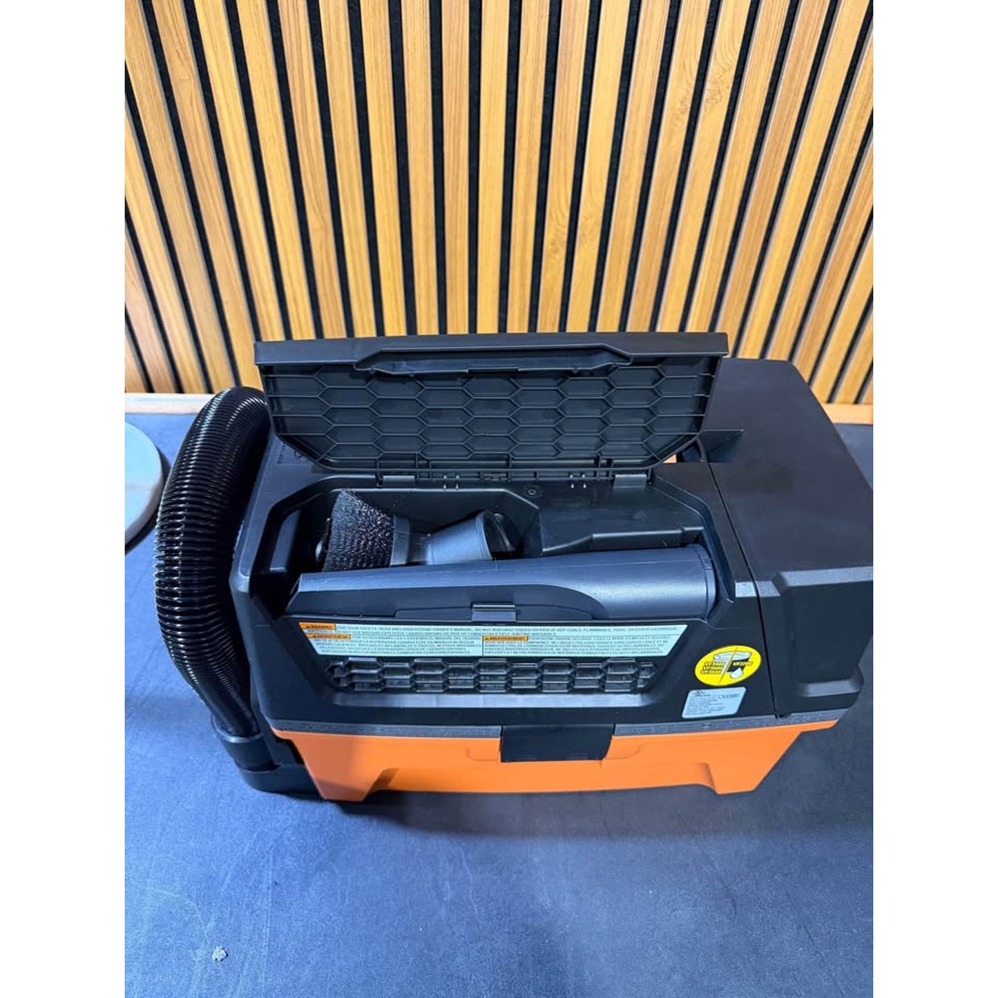 RIDGID 3 Gallon 5.0 Peak HP NXT Wet Dry Shop Vacuum Used Like New