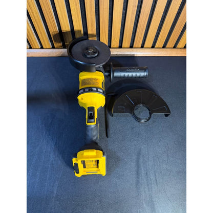 DEWALT FLEXVOLT 60V MAX 4-1/2 to 6 in Brushless Angle Grinder Tool Only New