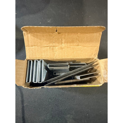 DEWALT 18 Gauge 1-1/4 in Staples Box Used Partial
