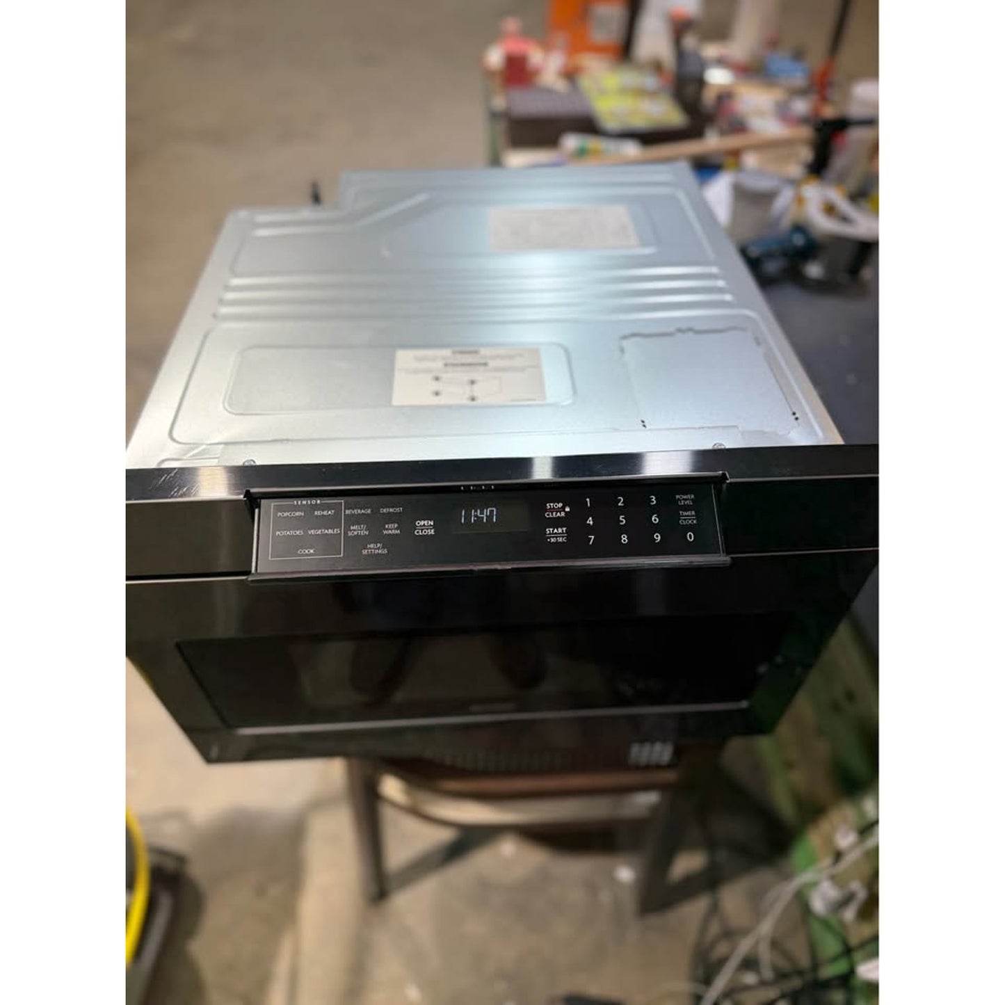 Sharp 24” Black Stainless Microwave Drawer 1.2 cu ft (SMD2470AH) NEW – Small Dent