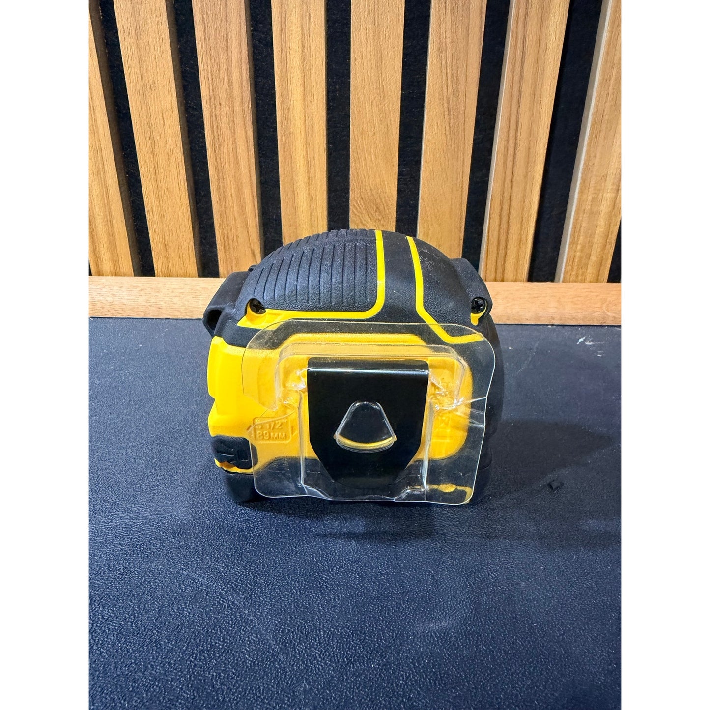 DEWALT 25 ft LED Tape Measure Open Box No Charger