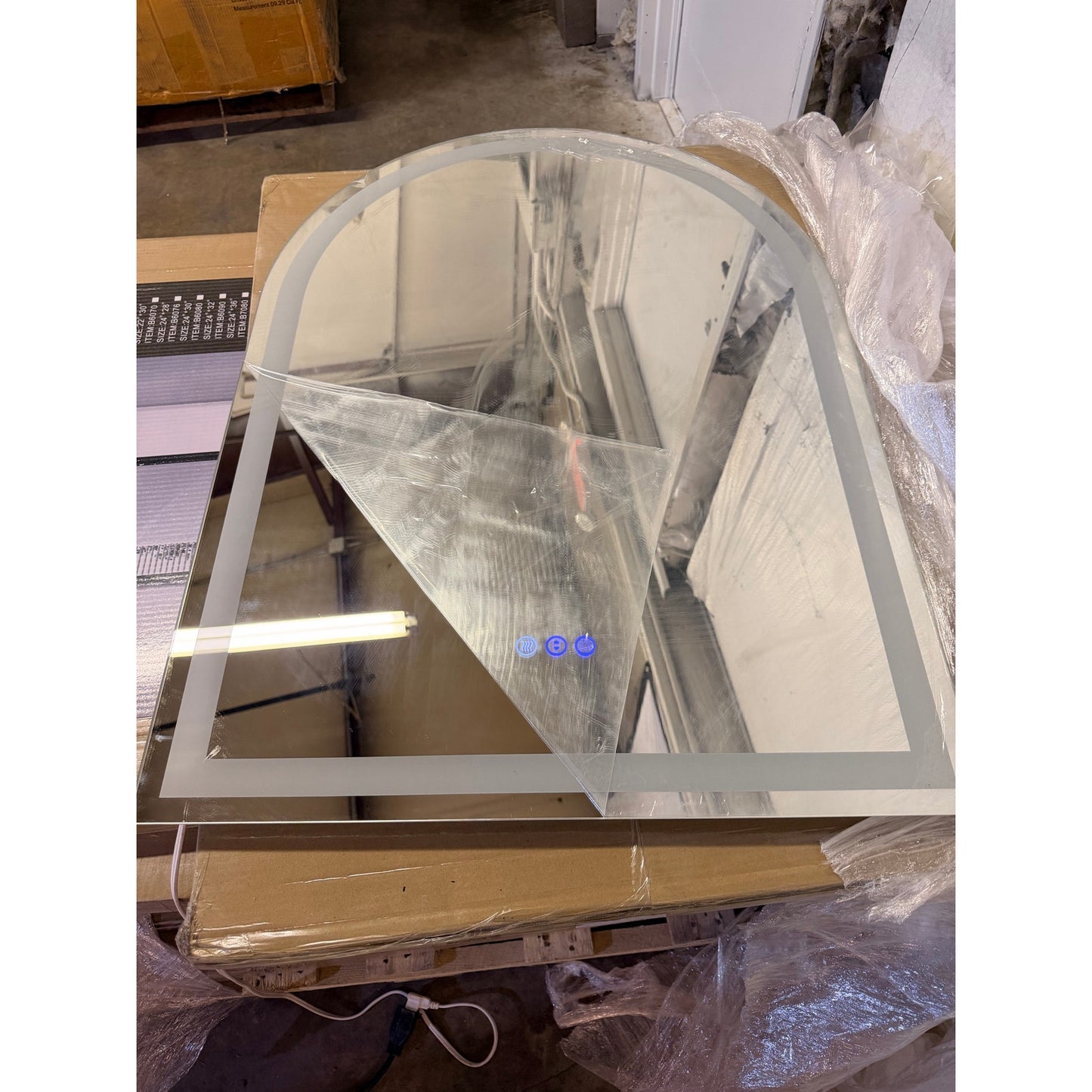 Apmir 26 x 38 Arch LED Bathroom Vanity Mirror Anti Fog Frameless Lighted Mirror New